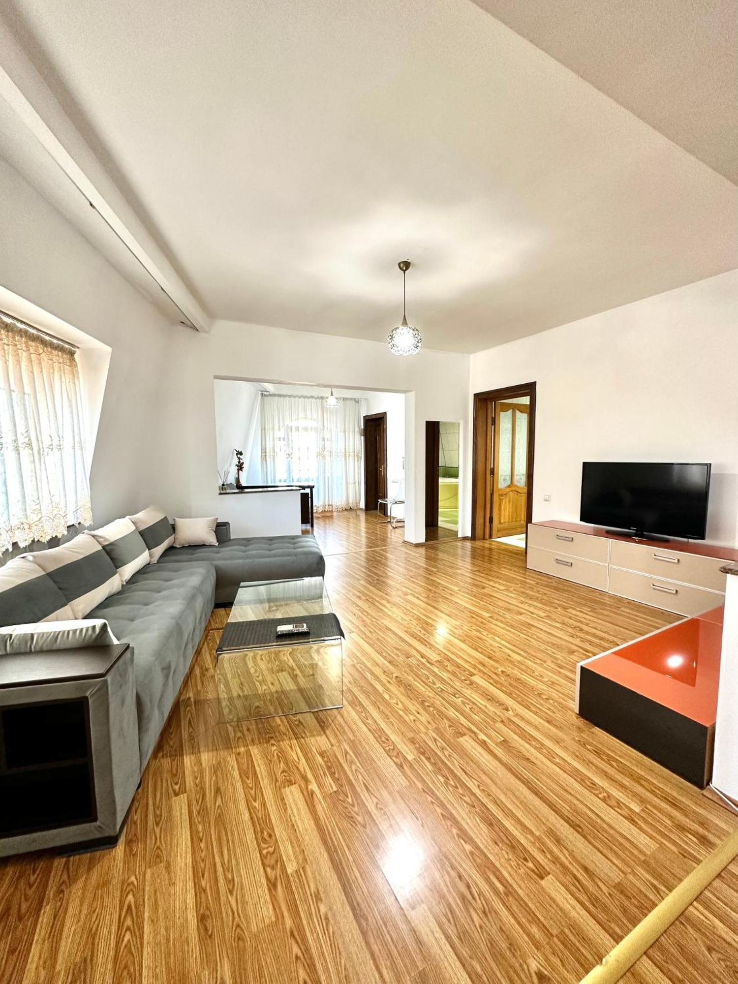 Budapest Residence Bucharest Exterior photo