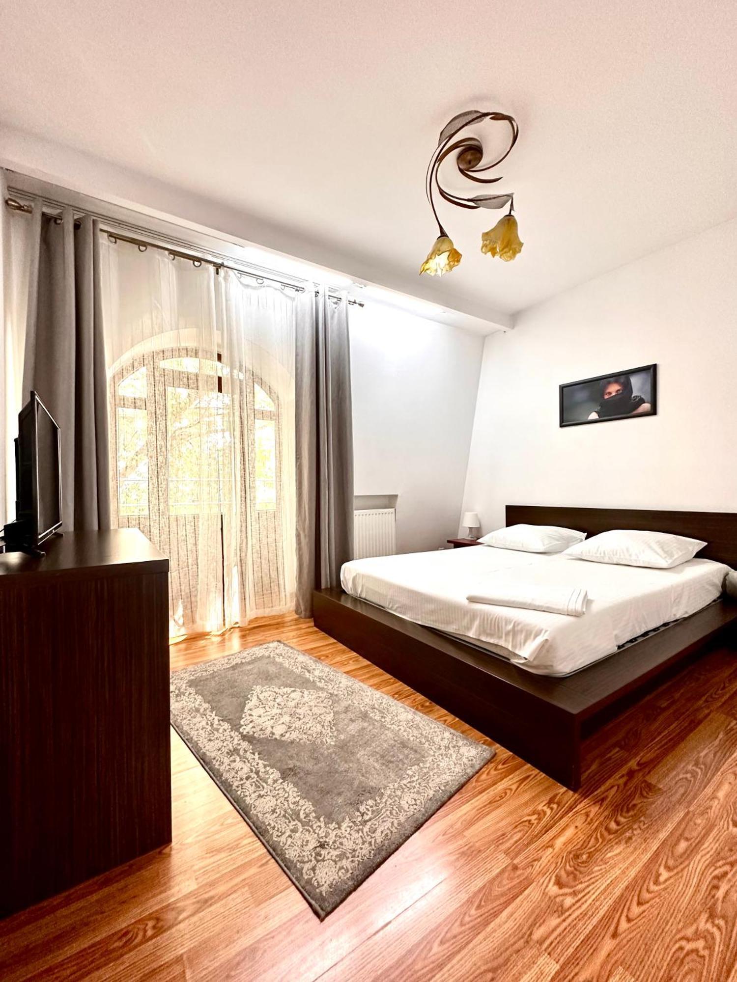 Budapest Residence Bucharest Exterior photo