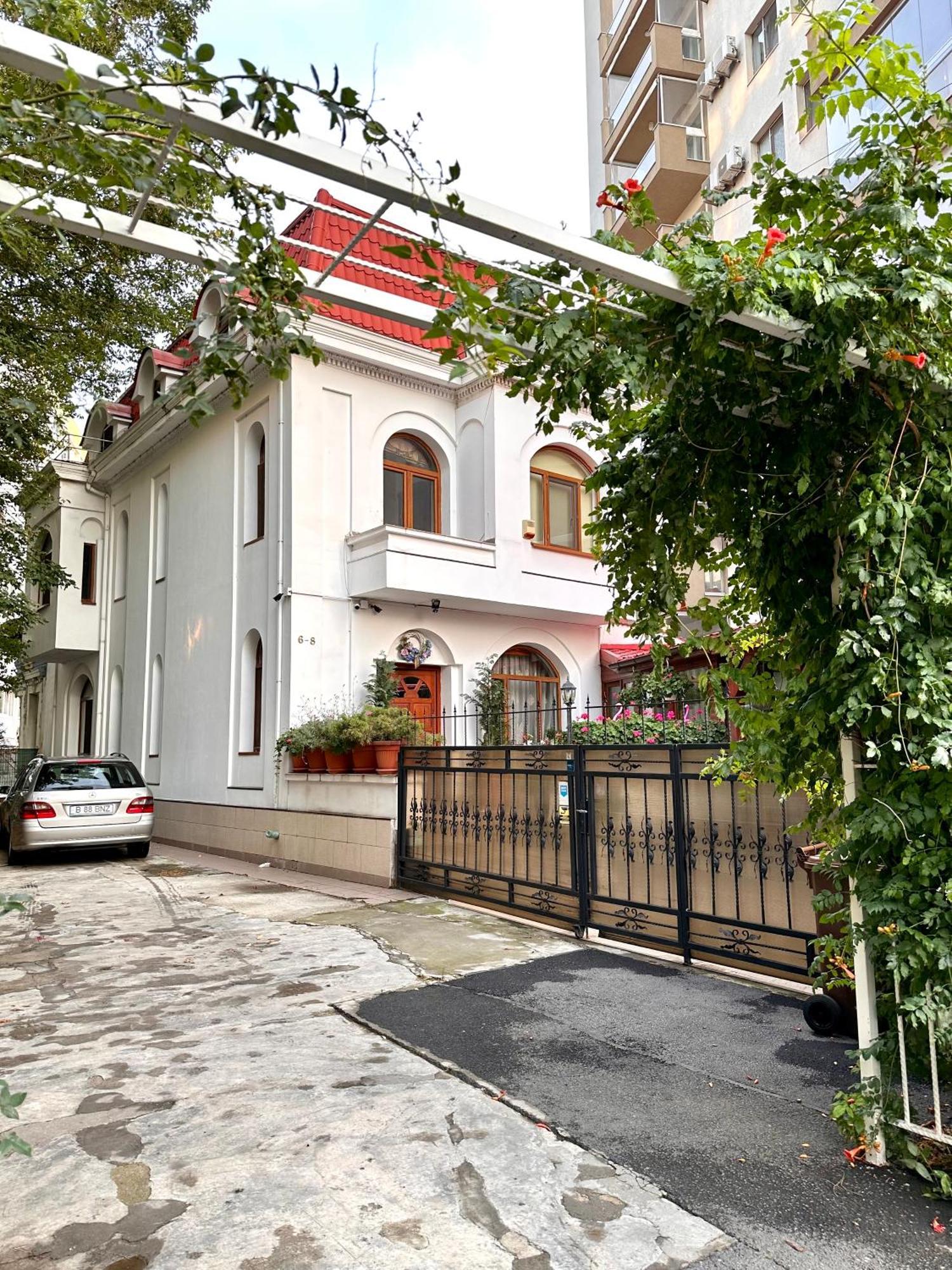 Budapest Residence Bucharest Exterior photo