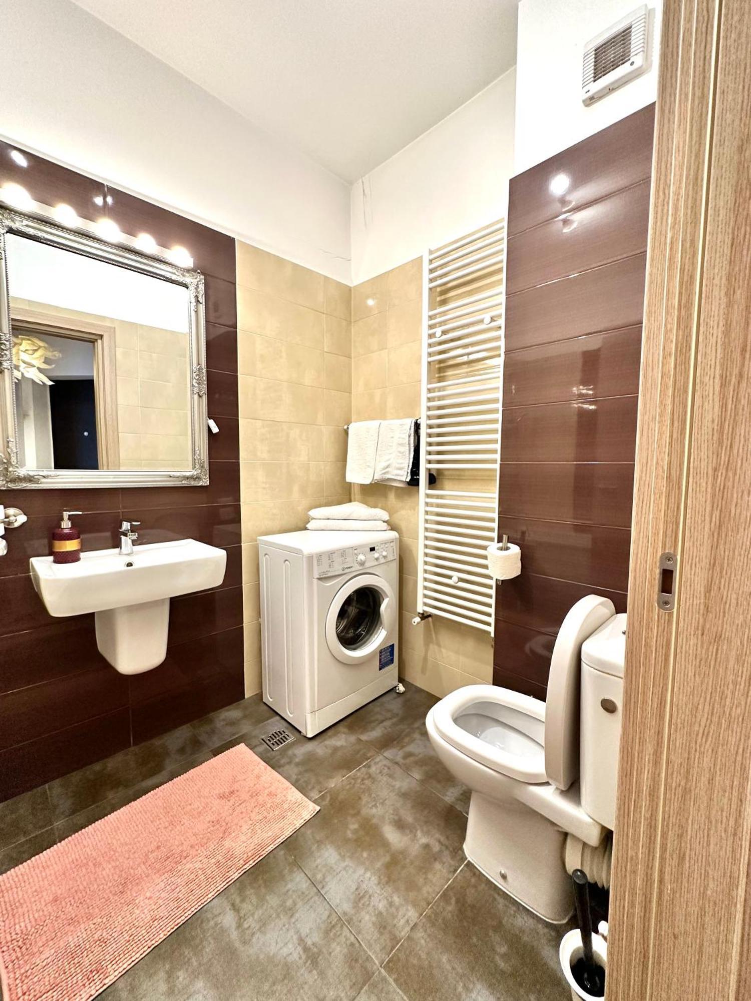 Budapest Residence Bucharest Exterior photo